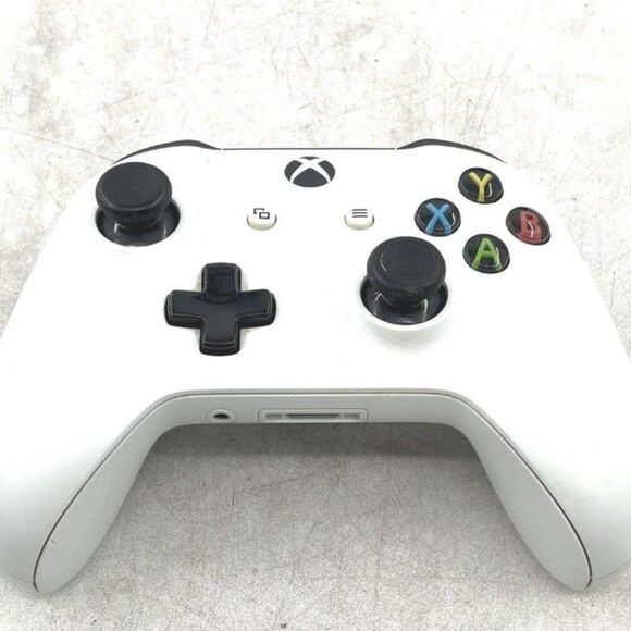 Microsoft Xbox One Game Console W/ Controller - Picture 3 of 6